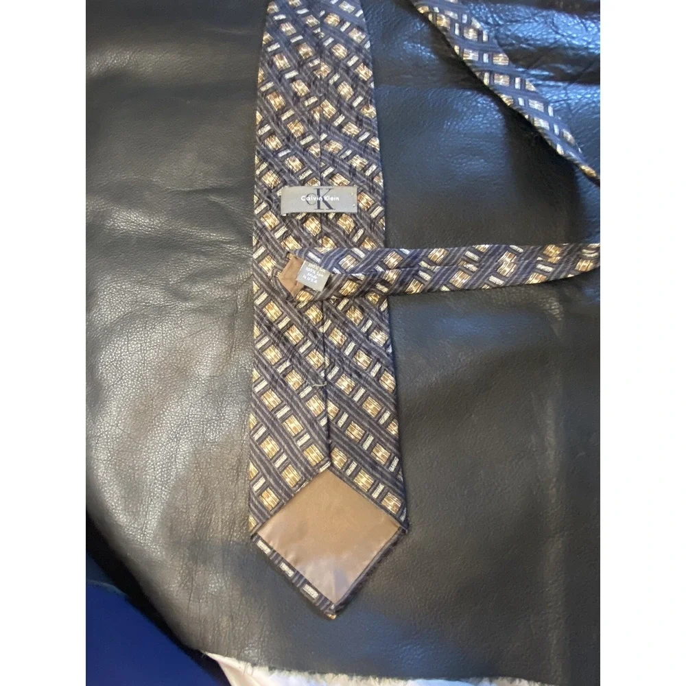 Calvin Klein Men's Neck Tie Silk 58
